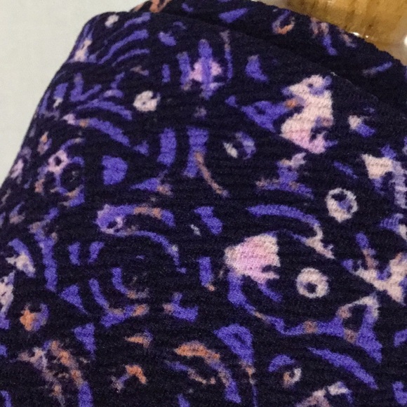 NWT LuLaRoe Cassie - pretty in purple - Picture 8 of 8